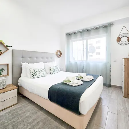 Panorama Apartment *